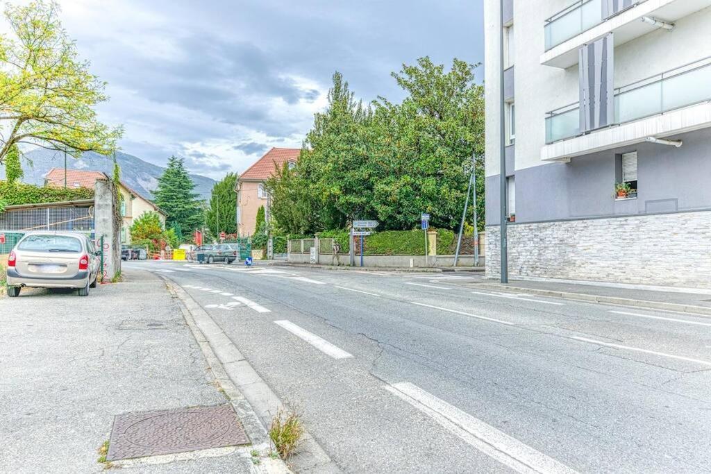 Bel Appartement-Garage Prive-Balcon-Wifi Fibre Rhut Exterior foto